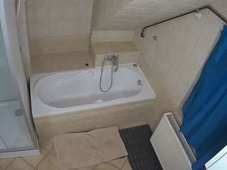 voyeurcam-julmodels-bath-2nd-1 - Cam en Direct
