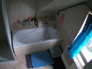 Julmodels Bathroom 2nd Floor