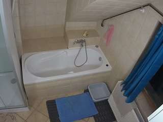 voyeurcam-julmodels-bath-2nd-1 camsoda
