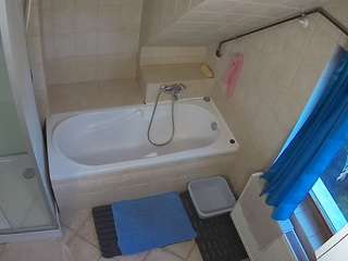 voyeurcam-julmodels-bath-2nd-1 camsoda