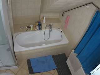 Julmodels Bathroom 2nd Floor-1