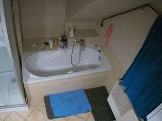 Julmodels Bathroom 2nd Floor-1