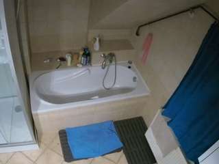 Julmodels Bathroom 2nd Floor-1