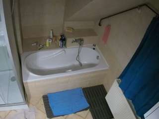 Julmodels Bathroom 2nd Floor-1