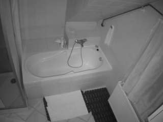 Julmodels Bathroom 2nd Floor-1