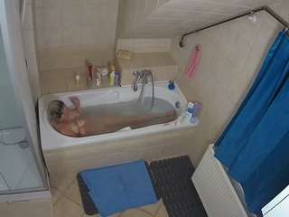 Julmodels Bathroom 2nd Floor-1