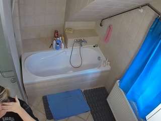 Julmodels Bathroom 2nd Floor-1