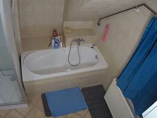 voyeurcam-julmodels-bath-2nd-1 Profile Image