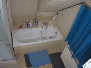 Julmodels Bathroom 2nd Floor-1