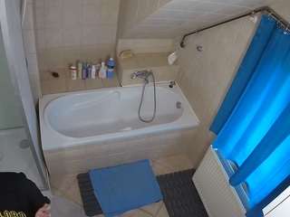 voyeurcam-julmodels-bath-2nd-1 camsoda