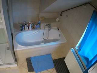 Julmodels Bathroom 2nd Floor-1