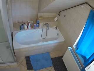 Julmodels Bathroom 2nd Floor-1