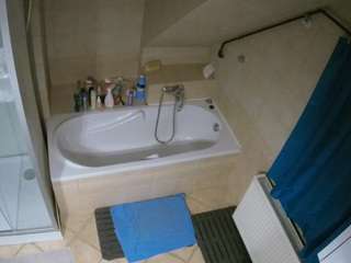 voyeurcam-julmodels-bath-2nd-1 camsoda