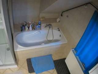 voyeurcam-julmodels-bath-2nd-1 camsoda