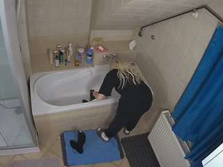 Julmodels Bathroom 2nd Floor-1