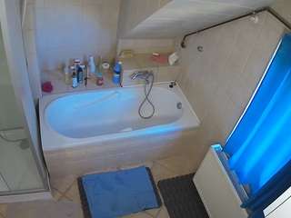 Julmodels Bathroom 2nd Floor-1