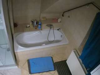 voyeurcam-julmodels-bath-2nd-1 camsoda