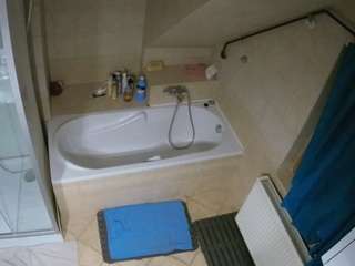 voyeurcam-julmodels-bath-2nd-1 camsoda