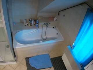 voyeurcam-julmodels-bath-2nd-1