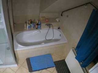 Julmodels Bathroom 2nd Floor-1