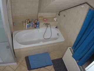 Julmodels Bathroom 2nd Floor-1