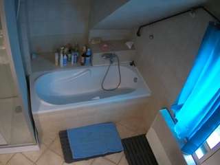 Julmodels Bathroom 2nd Floor-1