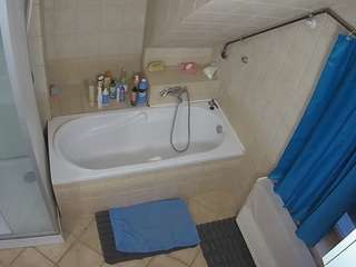 Julmodels Bathroom 2nd Floor-1