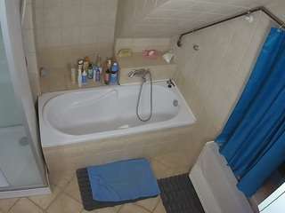 Julmodels Bathroom 2nd Floor-1