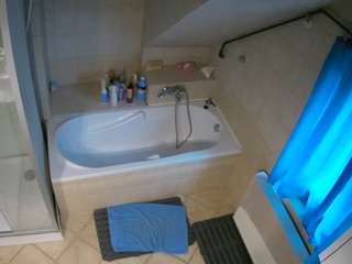 Julmodels Bathroom 2nd Floor-1