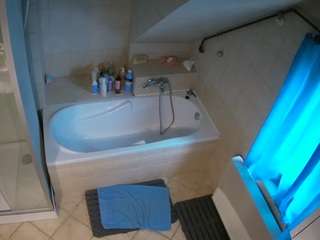 Julmodels Bathroom 2nd Floor-1