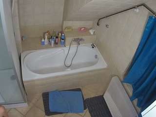 Julmodels Bathroom 2nd Floor-1