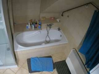 Julmodels Bathroom 2nd Floor-1