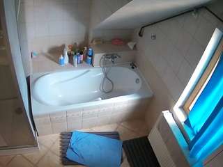 Julmodels Bathroom 2nd Floor-1