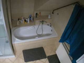 voyeurcam-julmodels-bath-2nd-1 Live Webcam on CamSoda