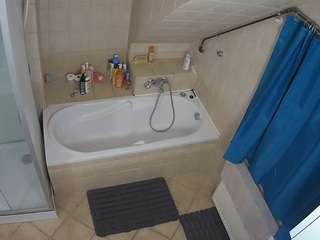 Julmodels Bathroom 2nd Floor-1