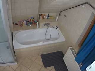 voyeurcam-julmodels-bath-2nd-1 Profile Image