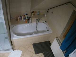 voyeurcam-julmodels-bath-2nd-1