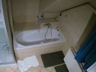 voyeurcam-julmodels-bath-2nd-1