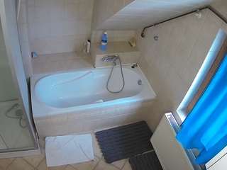 voyeurcam-julmodels-bath-2nd-1