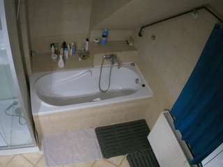 voyeurcam-julmodels-bath-2nd-1 Live Webcam on CamSoda