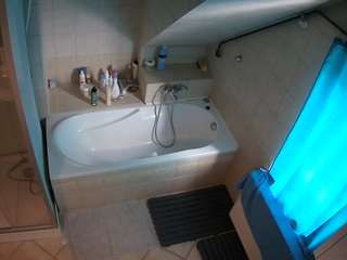 voyeurcam-julmodels-bath-2nd-1