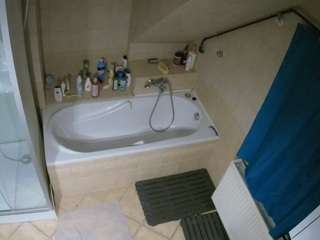voyeurcam-julmodels-bath-2nd-1