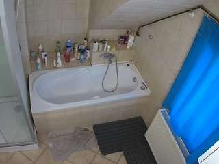 Julmodels Bathroom 2nd Floor-1