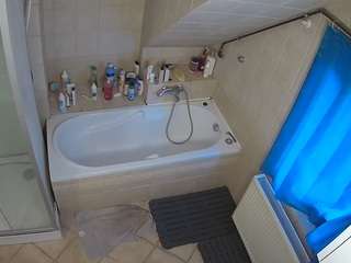 Julmodels Bathroom 2nd Floor-1