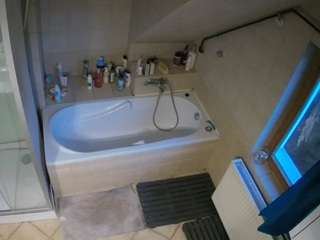 Julmodels Bathroom 2nd Floor-1