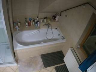 voyeurcam-julmodels-bath-2nd-1 webcam