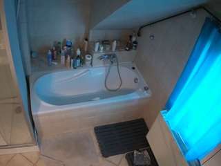 voyeurcam-julmodels-bath-2nd-1 webcam