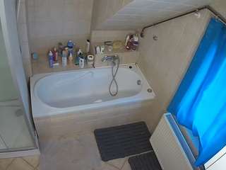 Julmodels Bathroom 2nd Floor-1