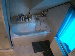 voyeurcam-julmodels-bath-2nd-1 webcam