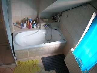 Julmodels Bathroom 2nd Floor-1